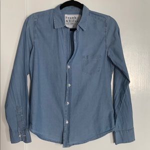 Frank & Eileen Chambray button down shirt